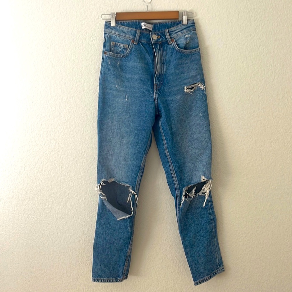 ZARA - High Rise Distressed Jeans - Size 2